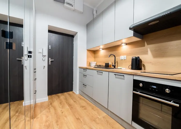 Park Wilsona Charming By Bookinghost Apartment Poznan